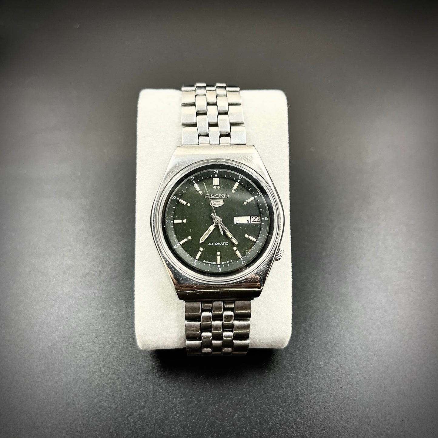 Vintage Seiko 5 Automatic (Military Green Dial) Cal.6319