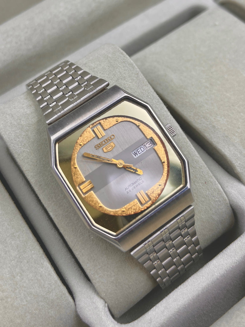 Vintage Seiko 5 Automatic Square Cal.4219 – Watch It Move