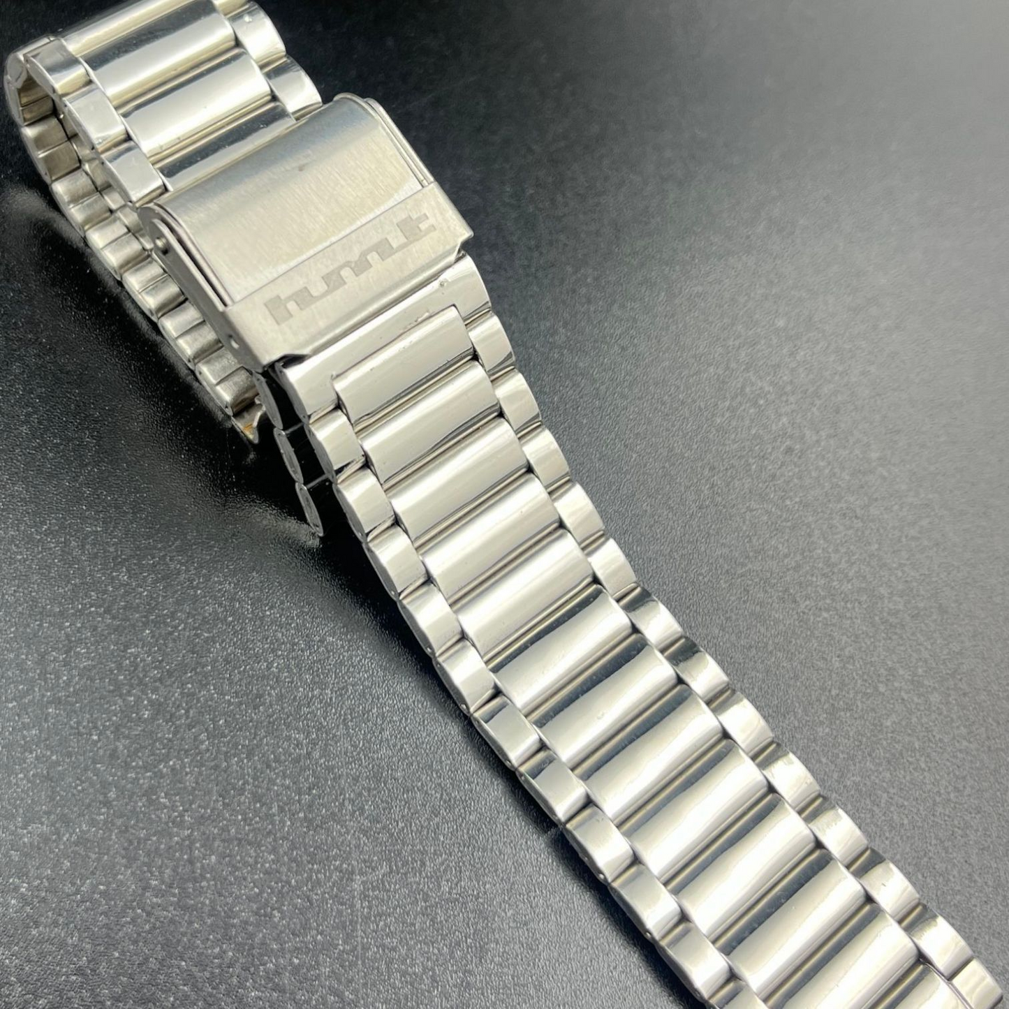 [18mm] Oyster Bracelet - Silver Stainless Steel (HMT)