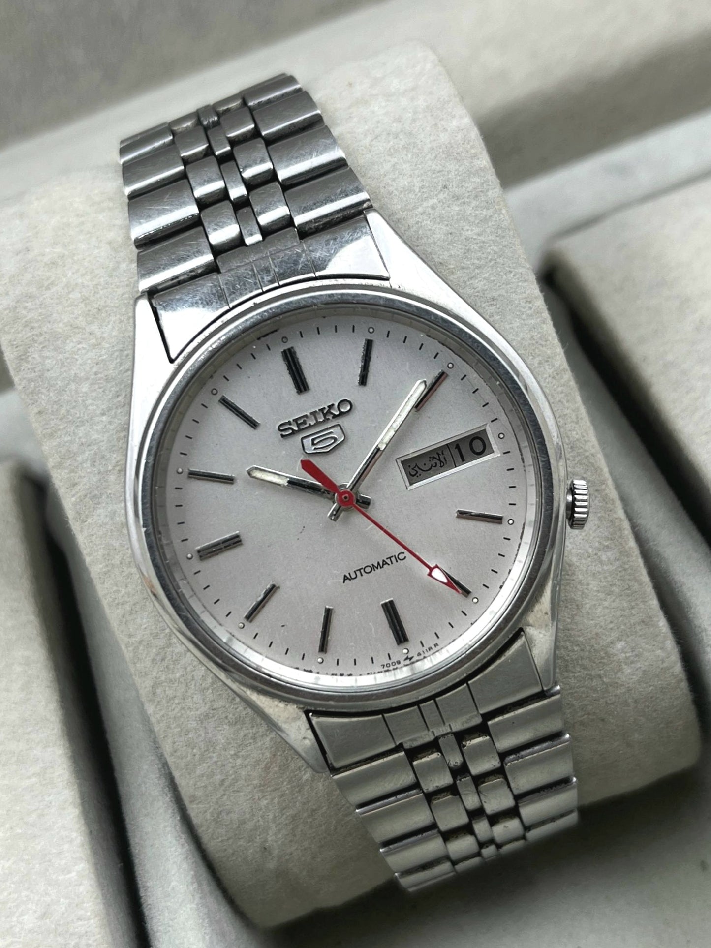 Vintage Seiko 5 Silver Automatic (Cal 7009)