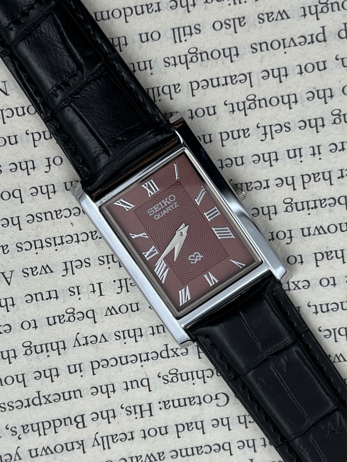 SEIKO TANK - Burgundy  (Quartz - Mod)