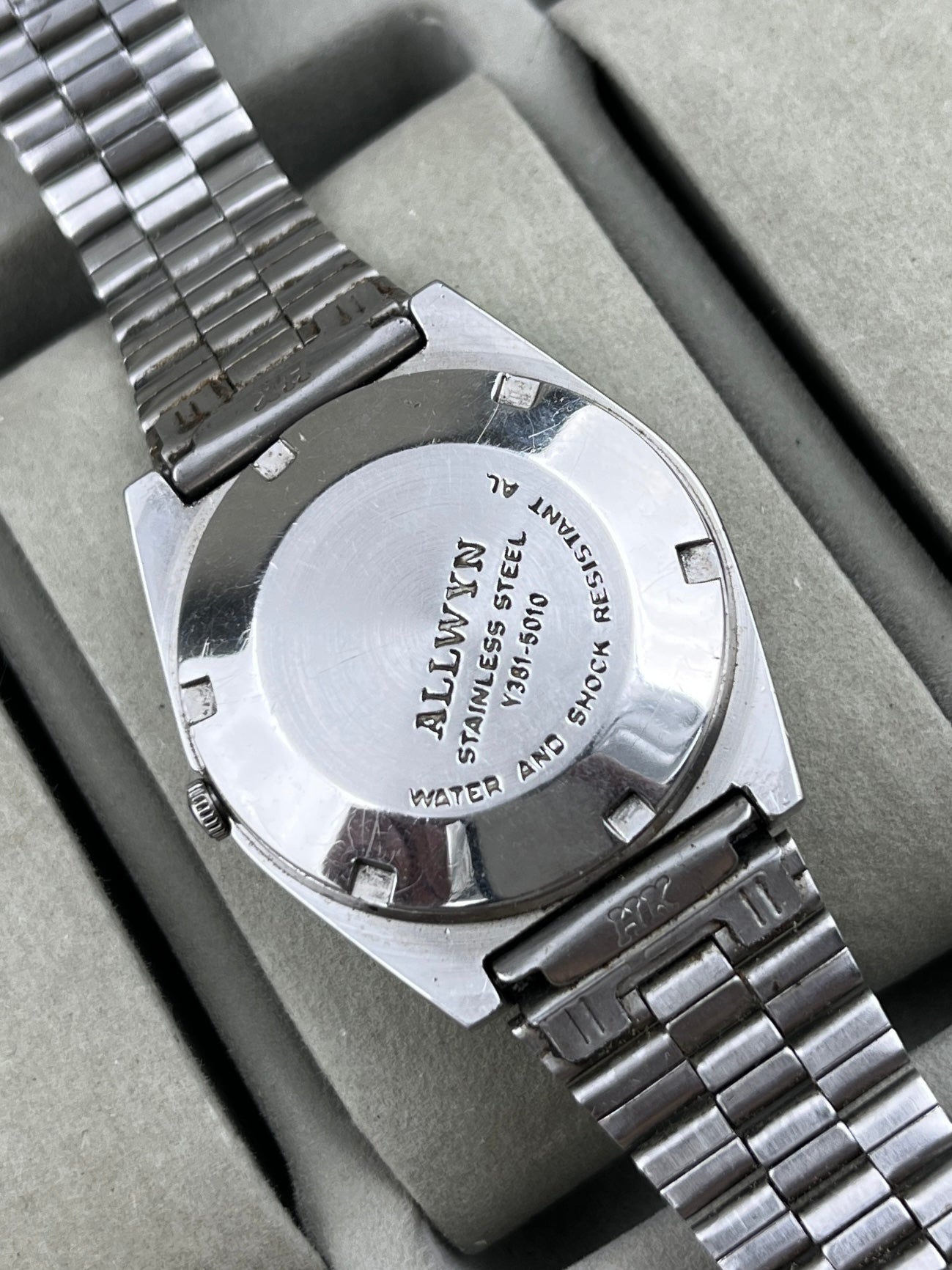 Vintage Allwyn Automatic Hexa