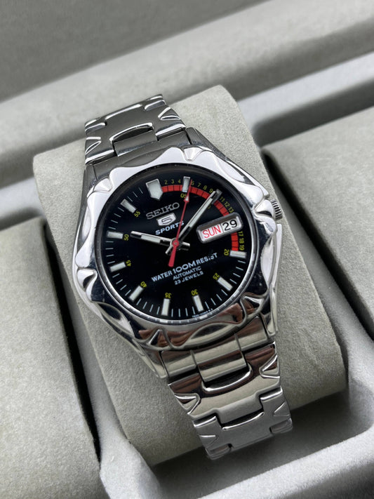 Vintage Seiko 5 Black Racer "Speedracer" (Cal 7s36) (6.4 inch wrist)