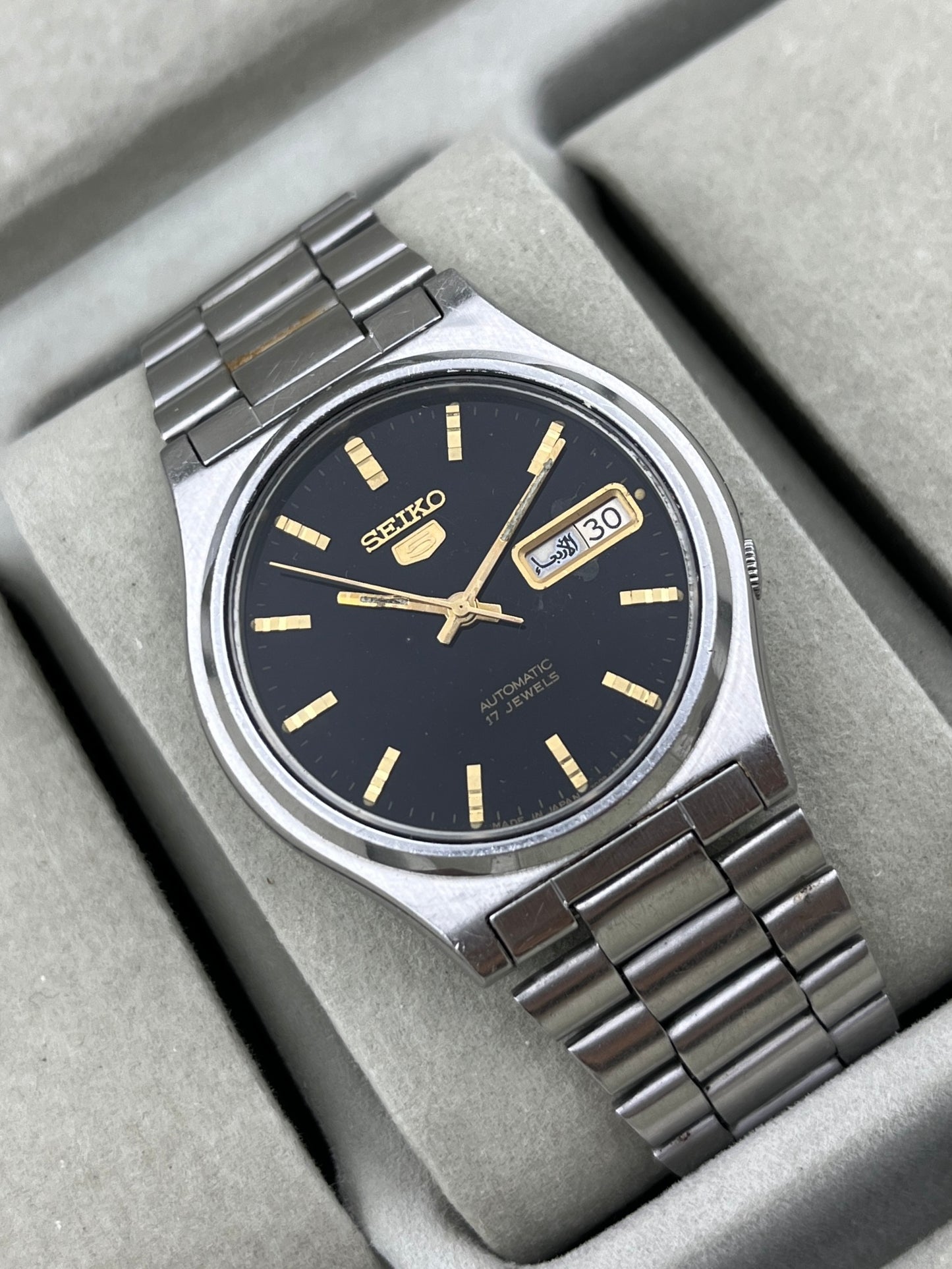 Vintage SEIKO Automatic Cal.7009 Black