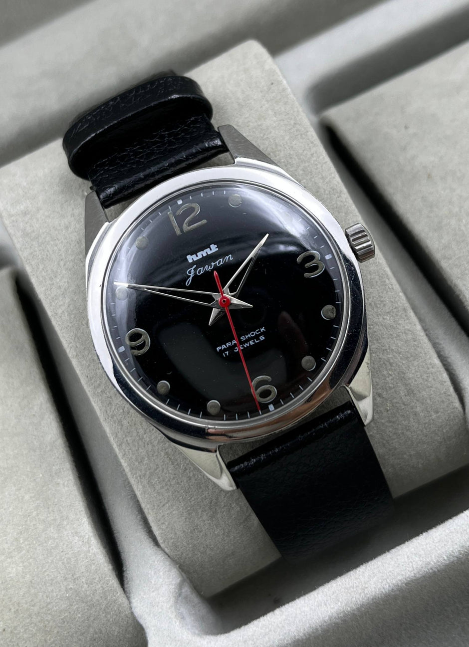 HMT – Watch It Move