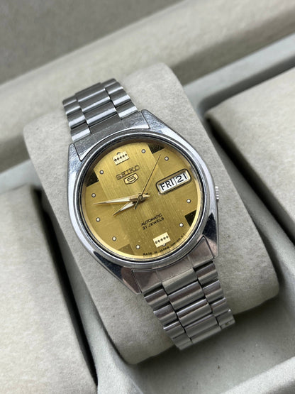 Vintage Seiko 5 Automatic YD  Cal
