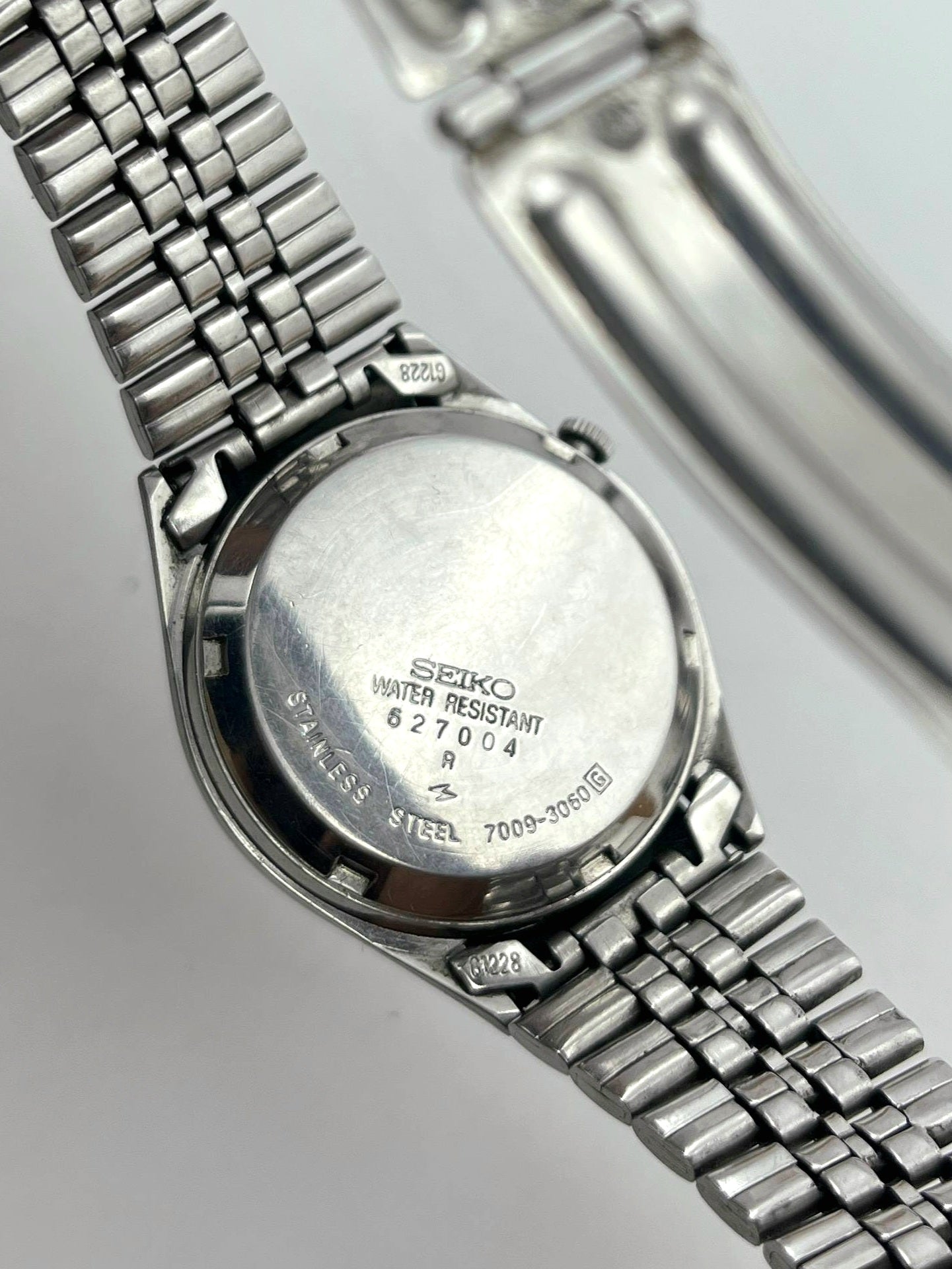 Vintage Seiko 5 Silver Automatic (Cal 7009)