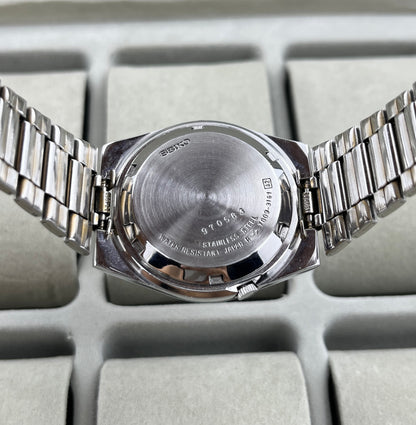 Vintage SEIKO Automatic Cal.7009  Black