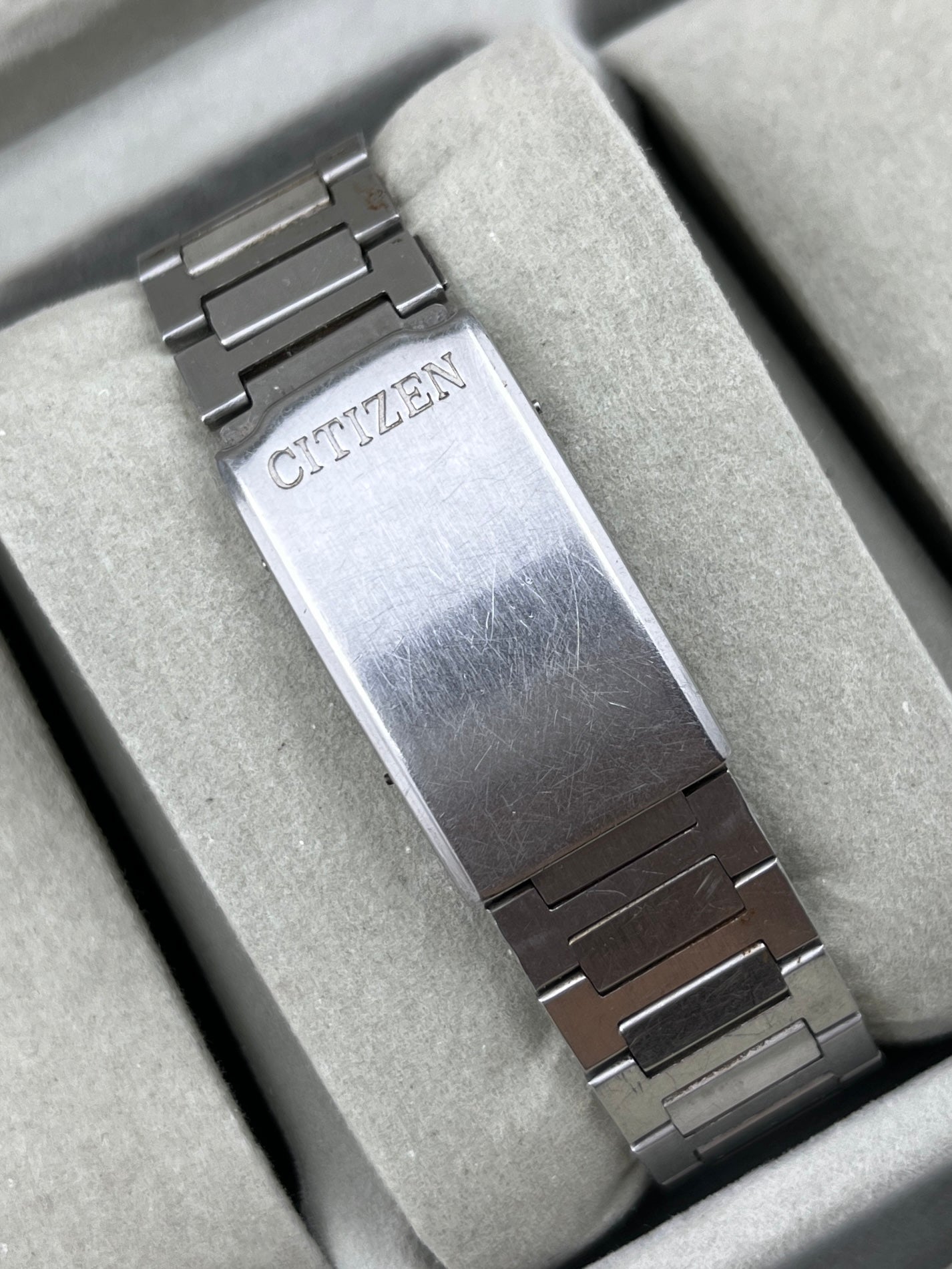 Vintage Citizen Auto White