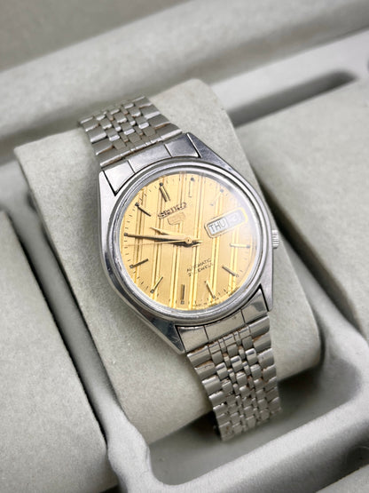Vintage Seiko 5 Automatic  Cal