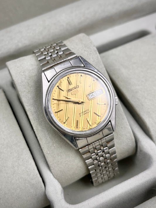 Vintage Seiko 5 Automatic  Cal