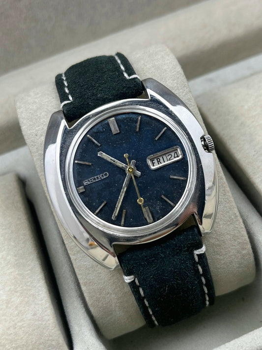 Vintage Seiko Automatic Blue Ufo (Cal 7005)