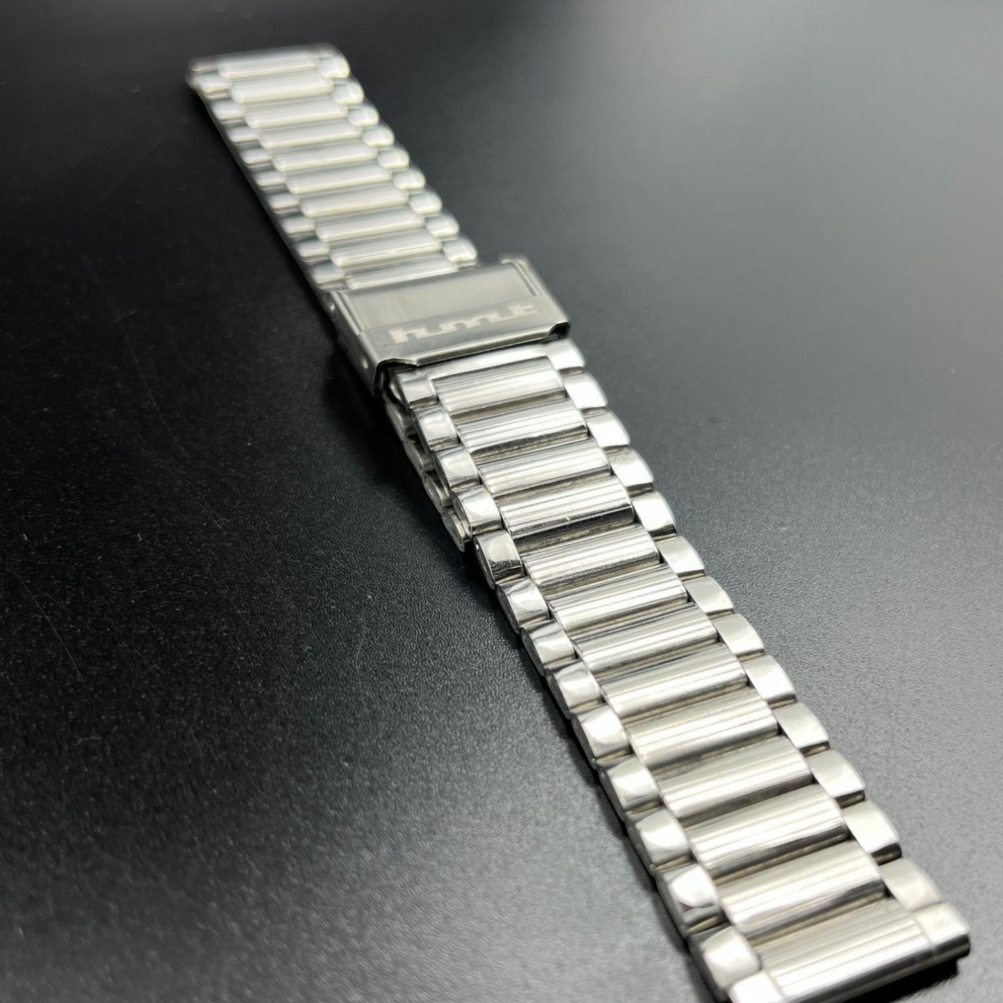 [18mm] Oyster Bracelet - Silver Stainless Steel (HMT)