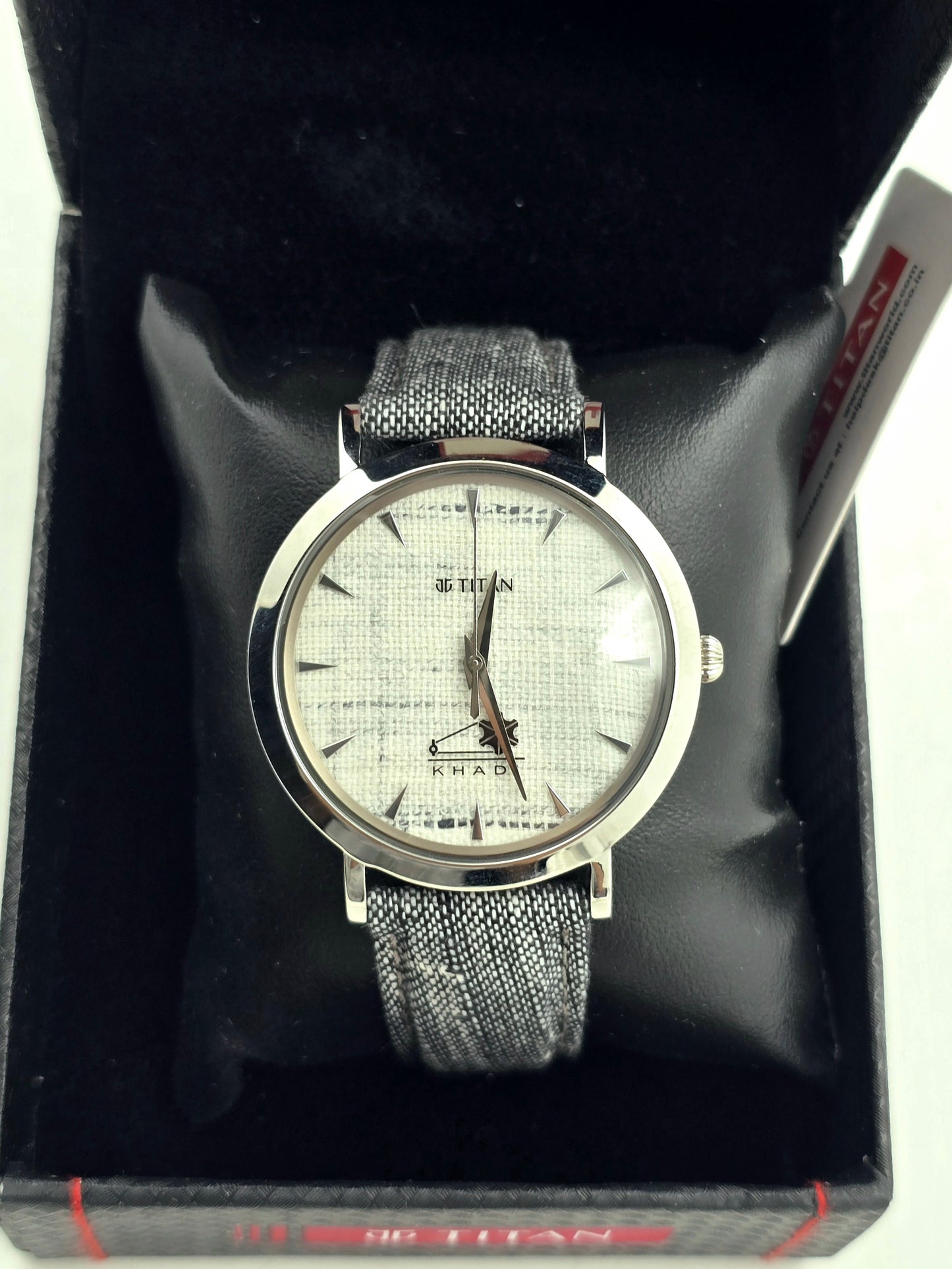 Titan Khadi Limited Edition (NOS)