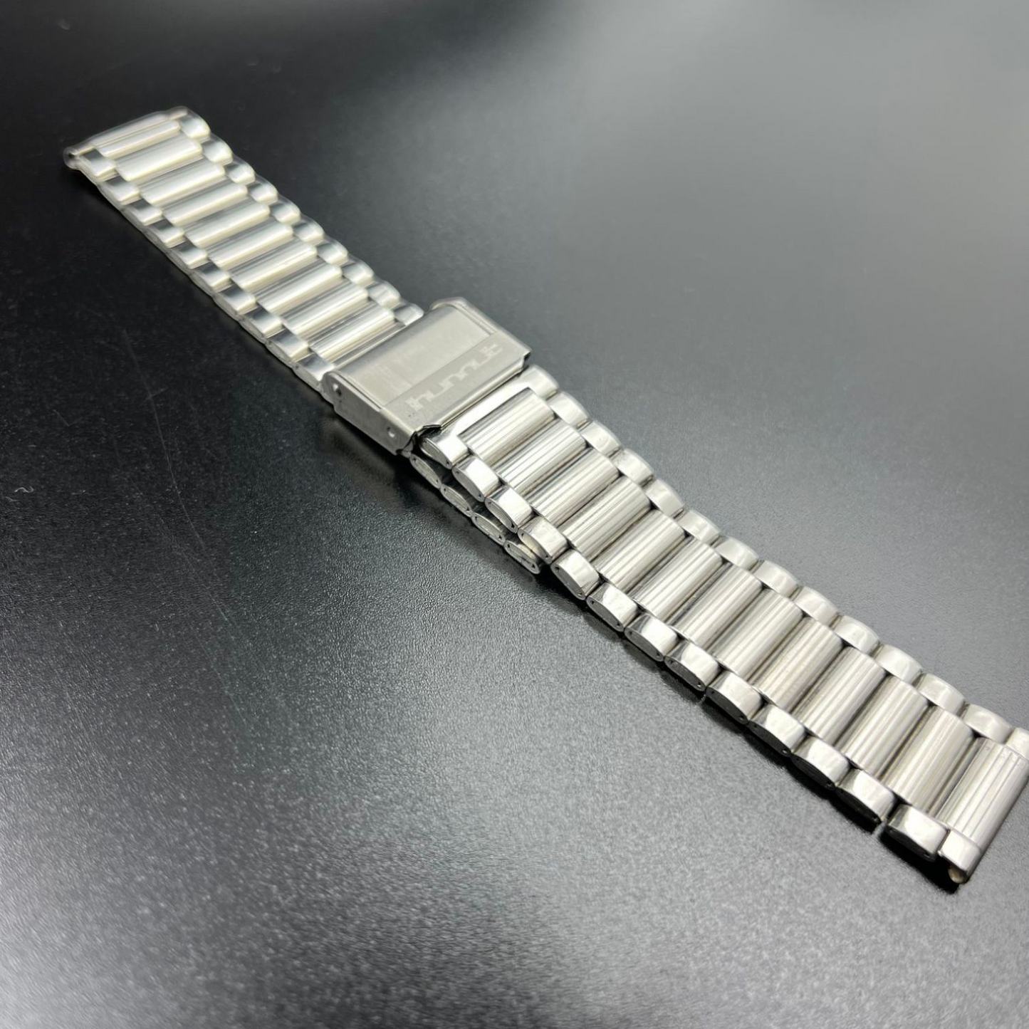 [18mm] Oyster Bracelet - Silver Stainless Steel (HMT)